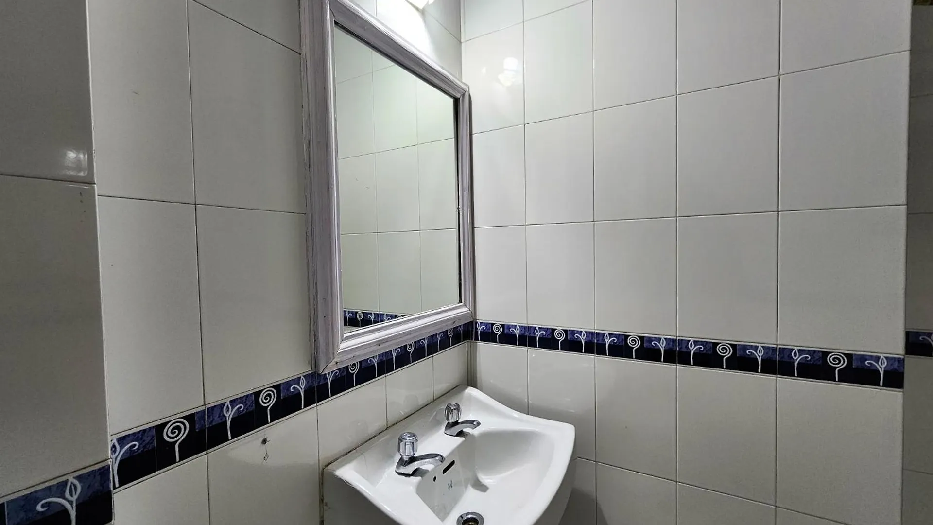 Hotel Pineview Shimla India